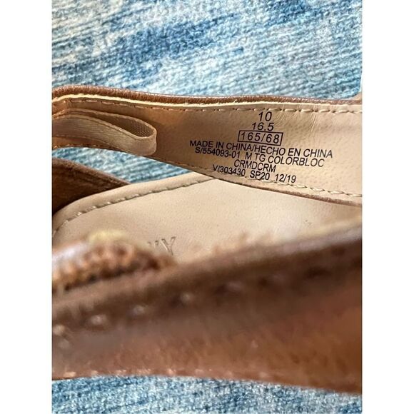 Old Navy Tan White Ankle Strap Sandals Toddler 10 - Picture 8 of 9